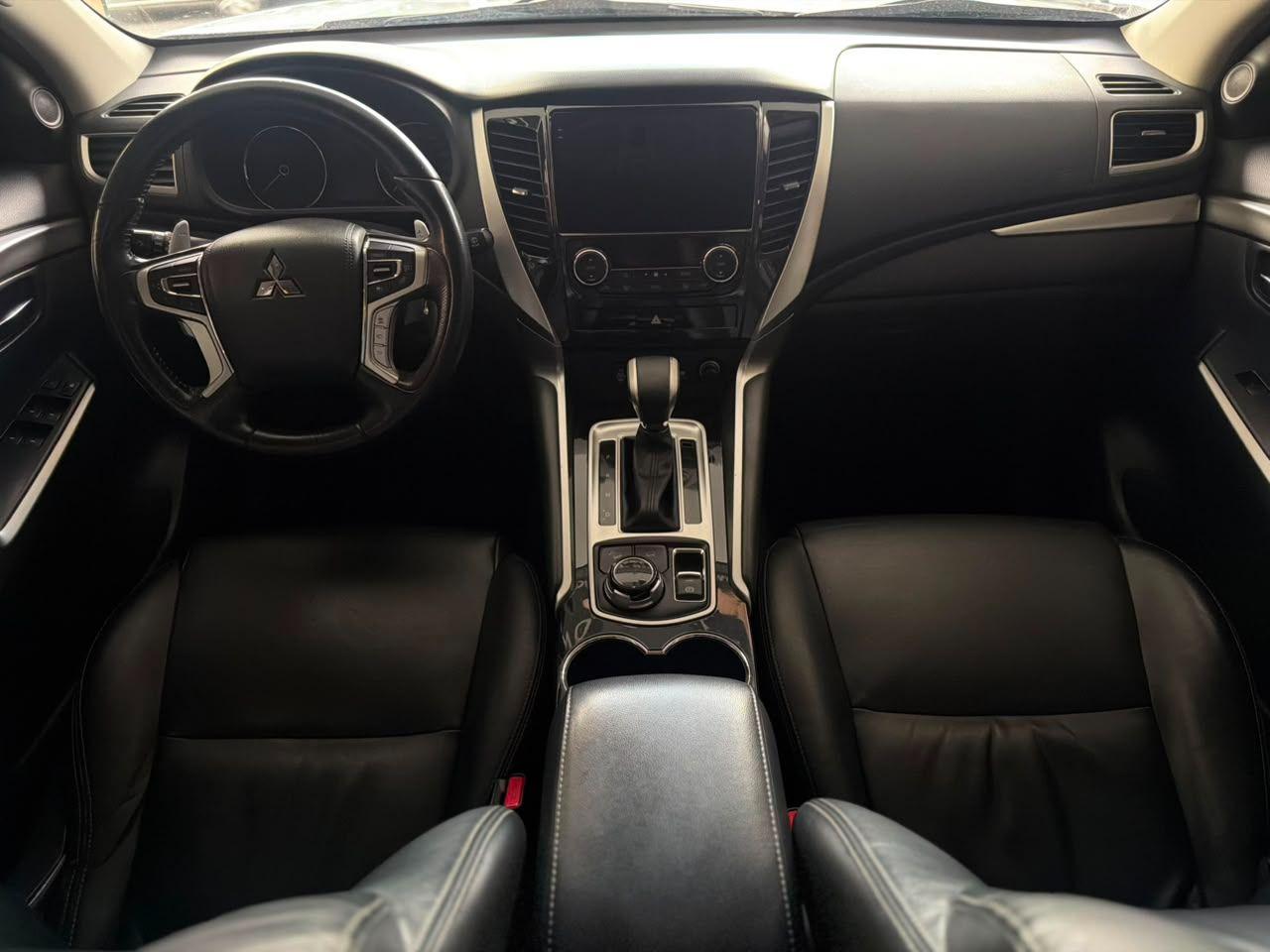 MITSUBISHI Pajero Sport - Foto