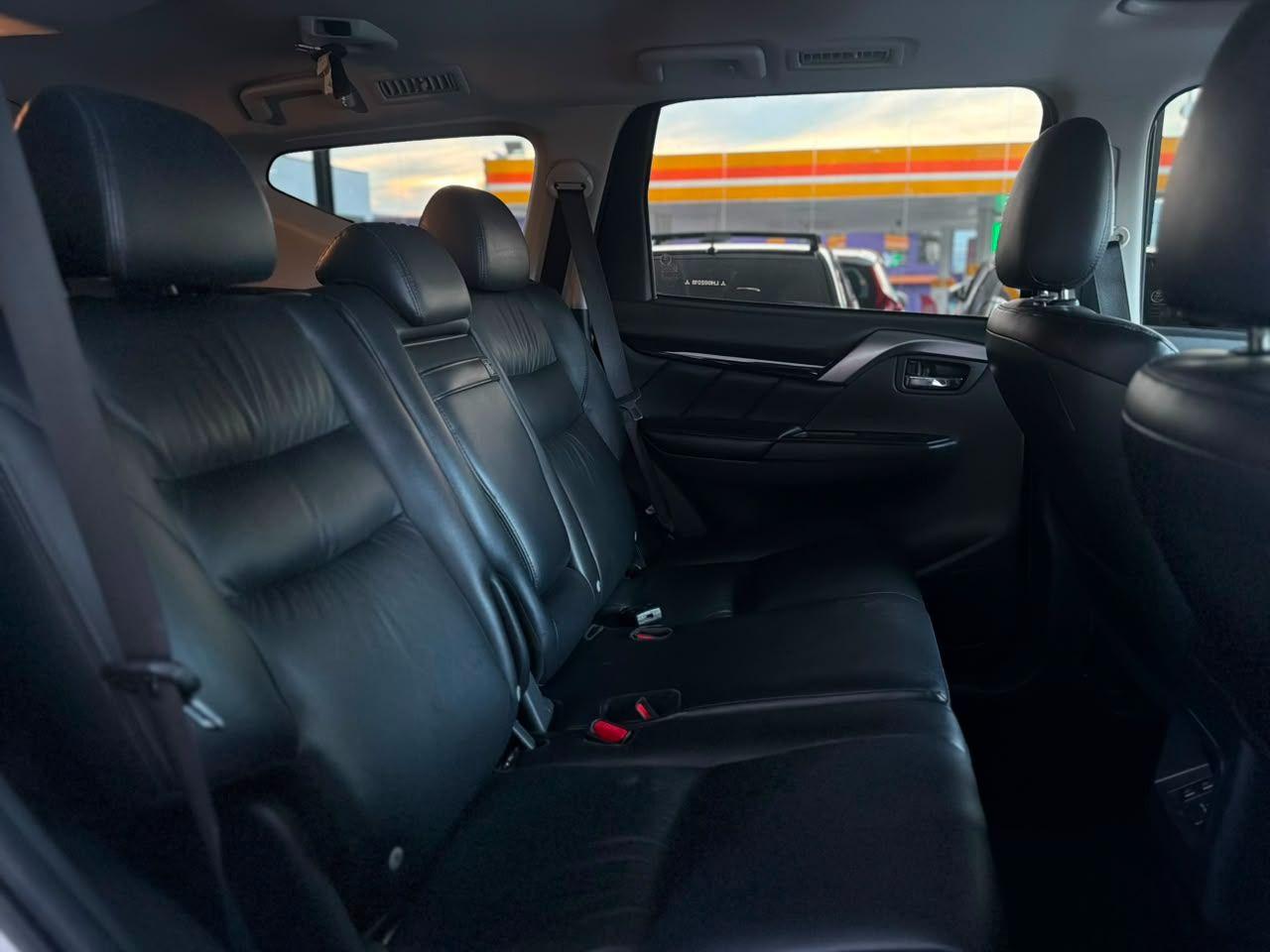 MITSUBISHI Pajero Sport - Foto