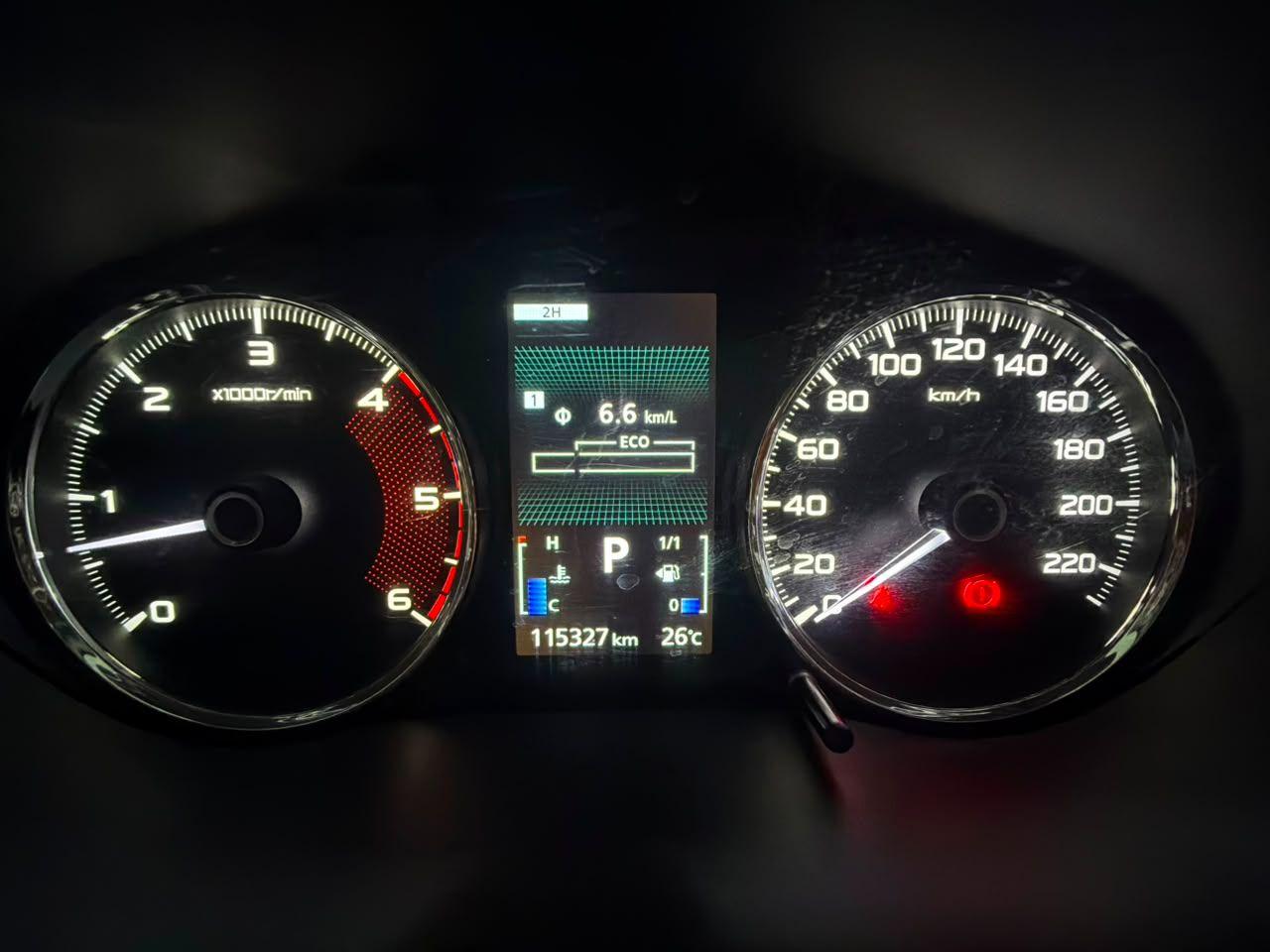 MITSUBISHI Pajero Sport - Foto