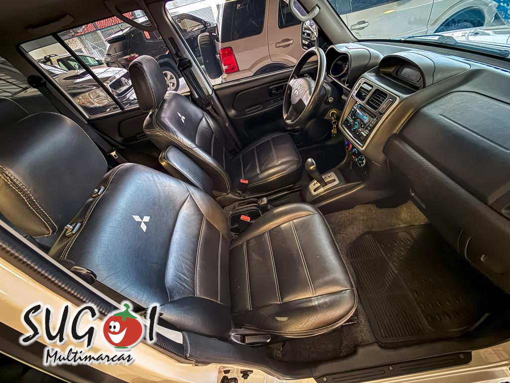 MITSUBISHI Pajero TR4 - Foto