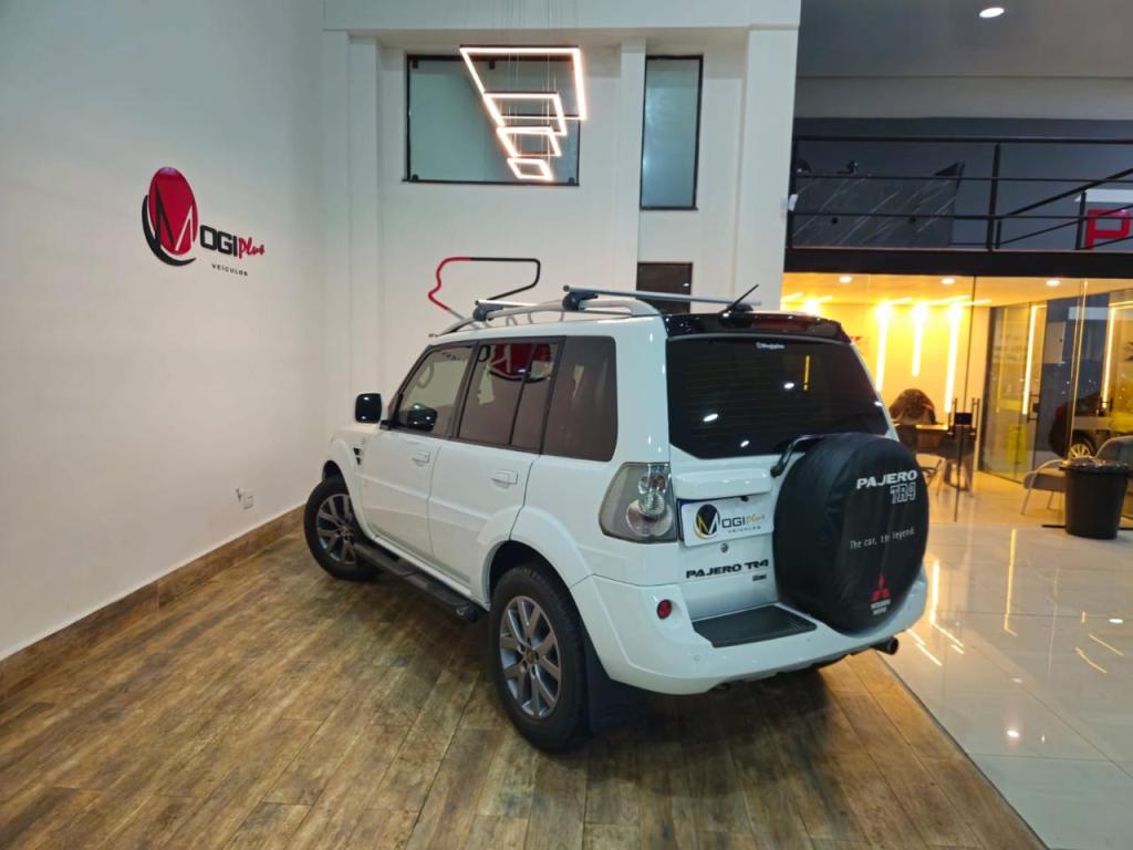 MITSUBISHI Pajero TR4 - Foto