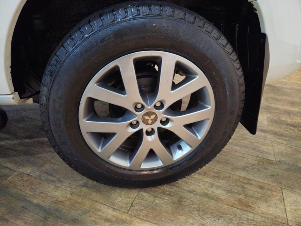 MITSUBISHI Pajero TR4 - Foto