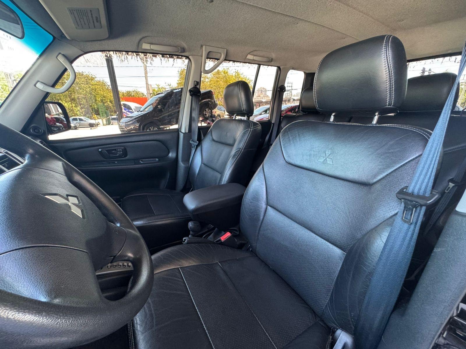 MITSUBISHI Pajero TR4 - Foto