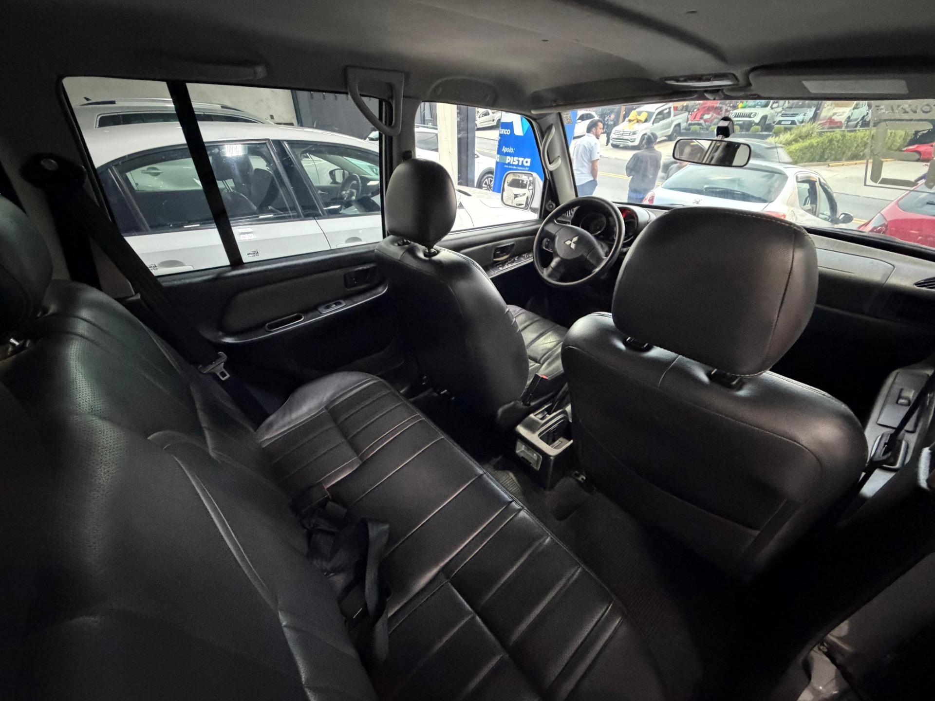 MITSUBISHI Pajero TR4 - Foto