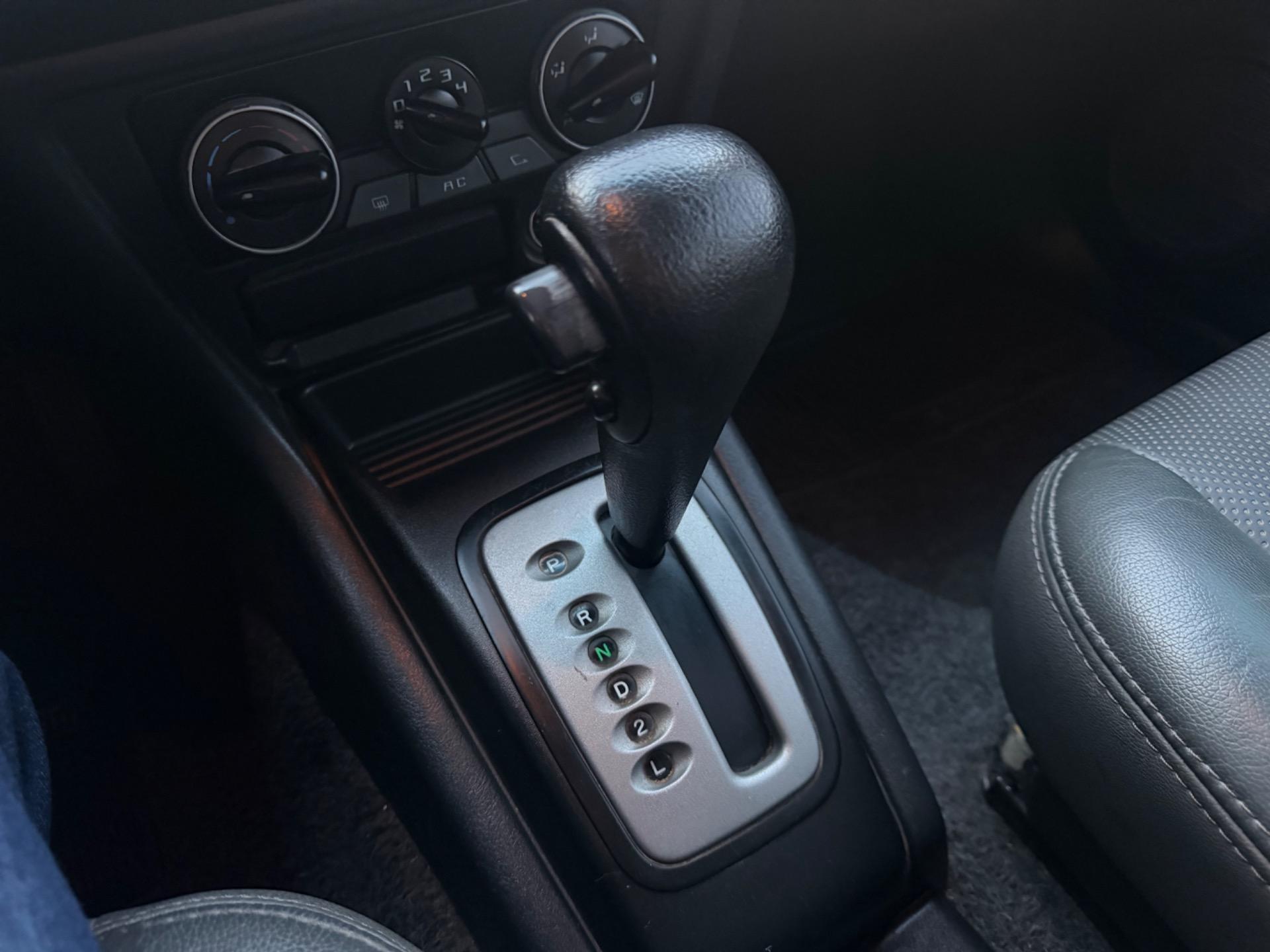MITSUBISHI Pajero TR4 - Foto