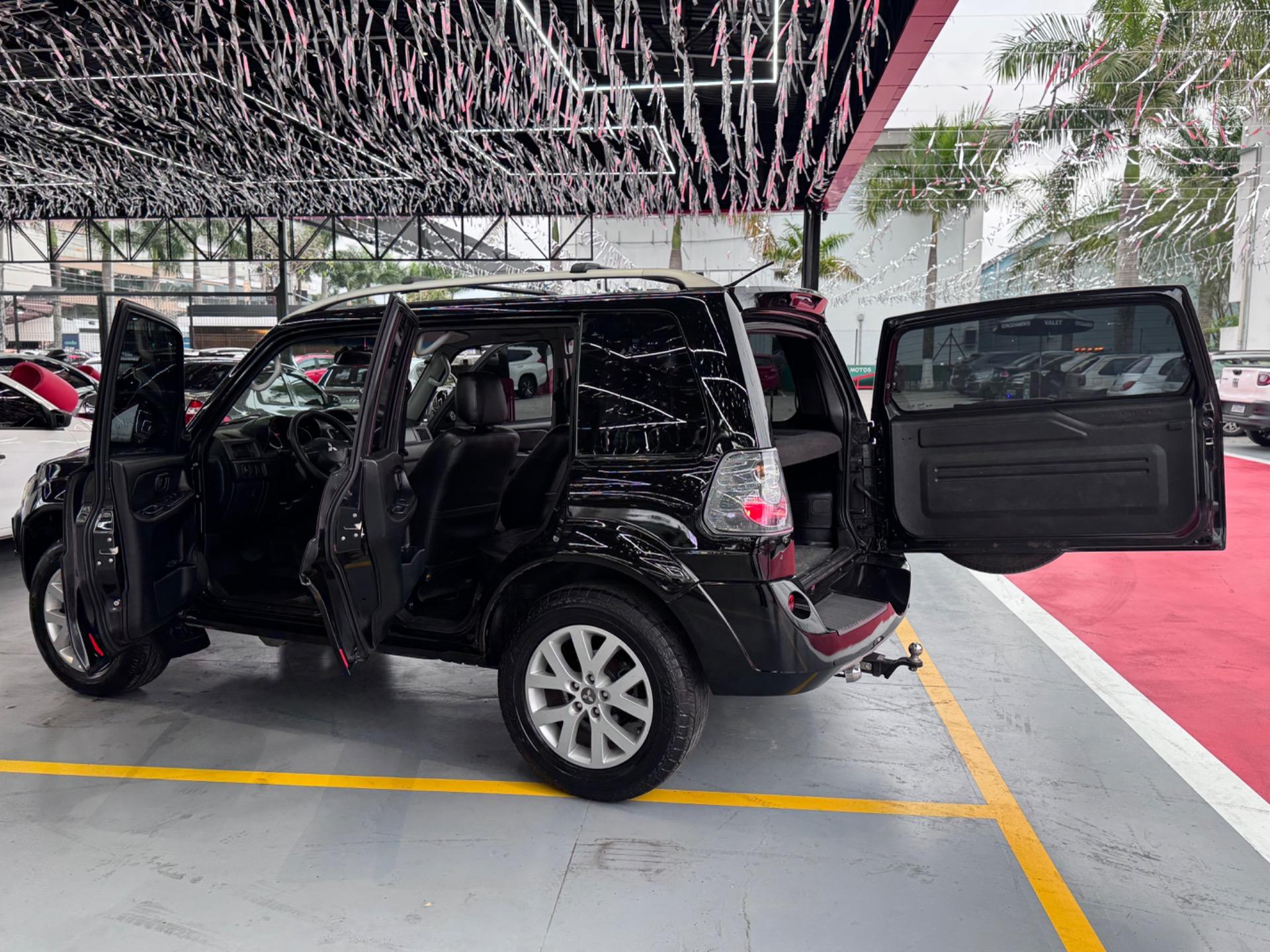MITSUBISHI Pajero TR4 - Foto