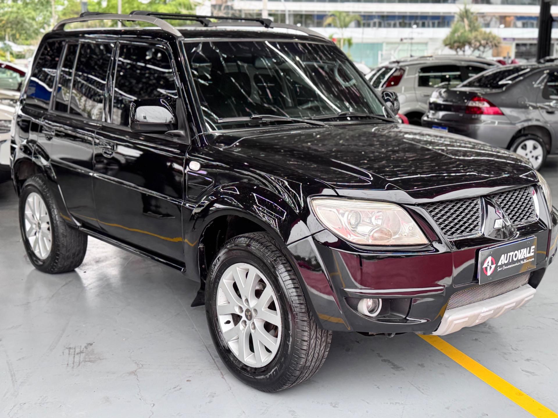 MITSUBISHI Pajero TR4 - Foto