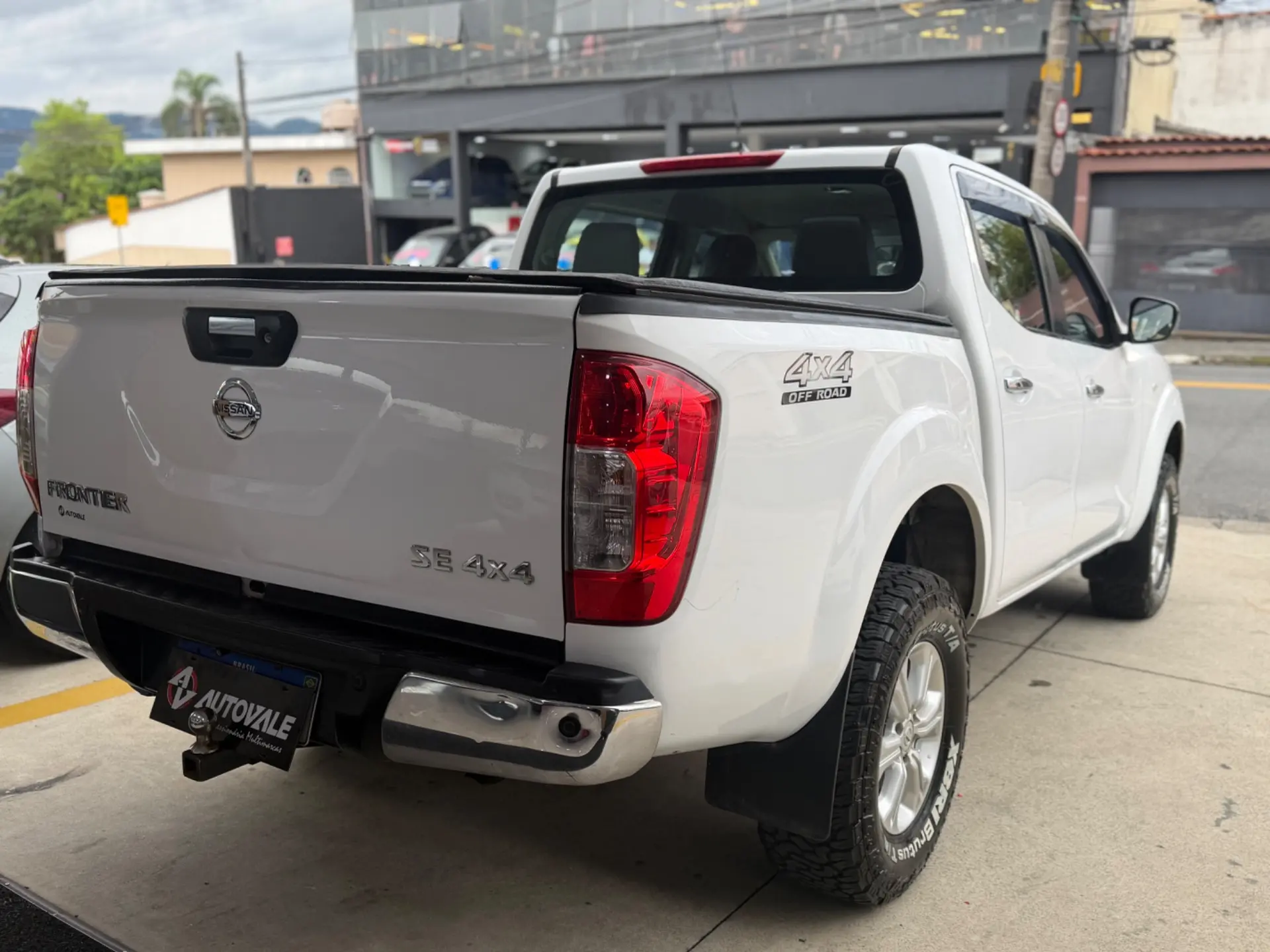 NISSAN Frontier - Foto