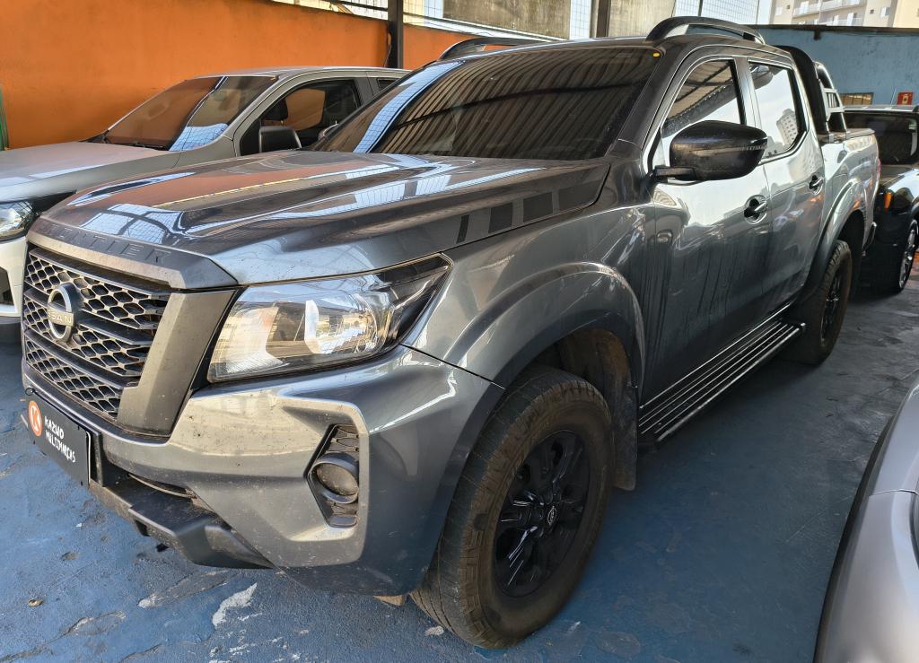 NISSAN Frontier - Foto