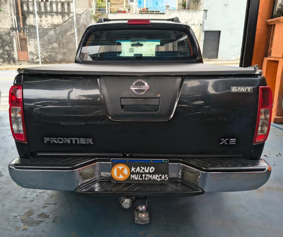 NISSAN Frontier - Foto