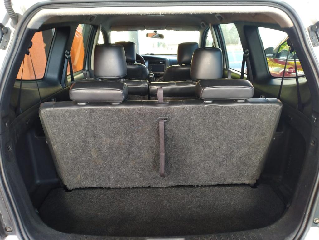 NISSAN Grand Livina - Foto