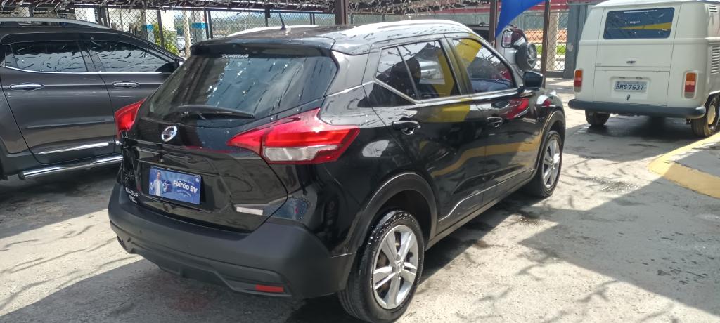 NISSAN Kicks - Miniatura