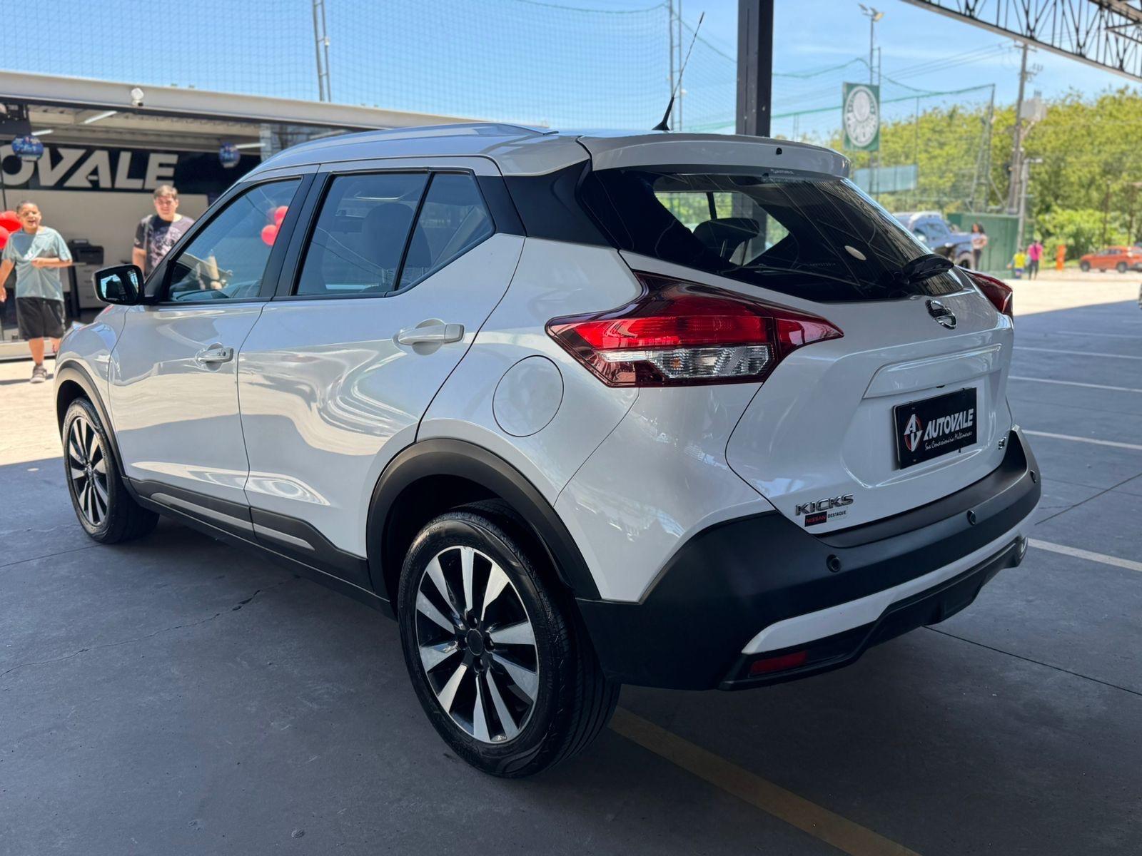 NISSAN Kicks - Foto