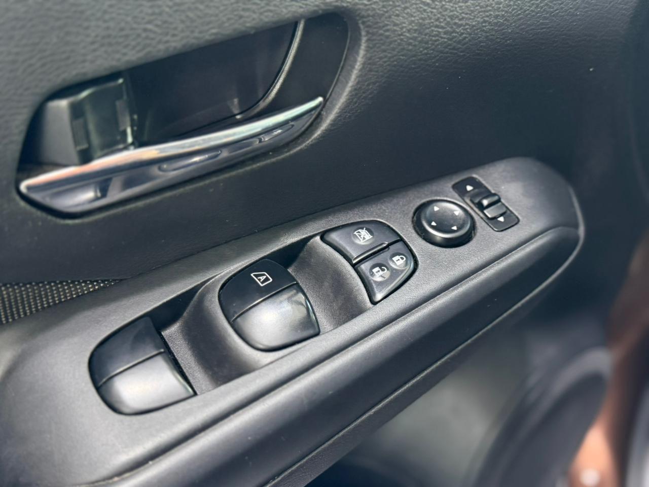 NISSAN Kicks - Foto