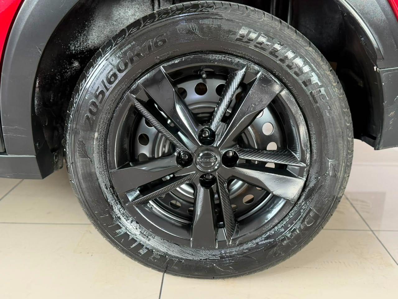 NISSAN Kicks - Foto