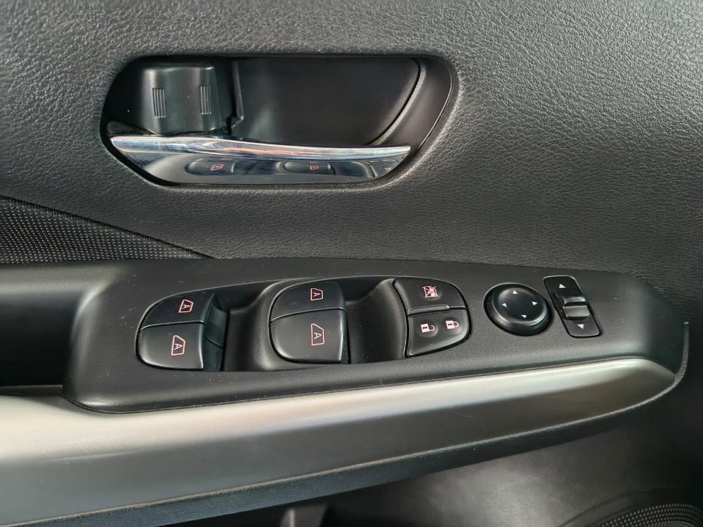 NISSAN Kicks - Foto