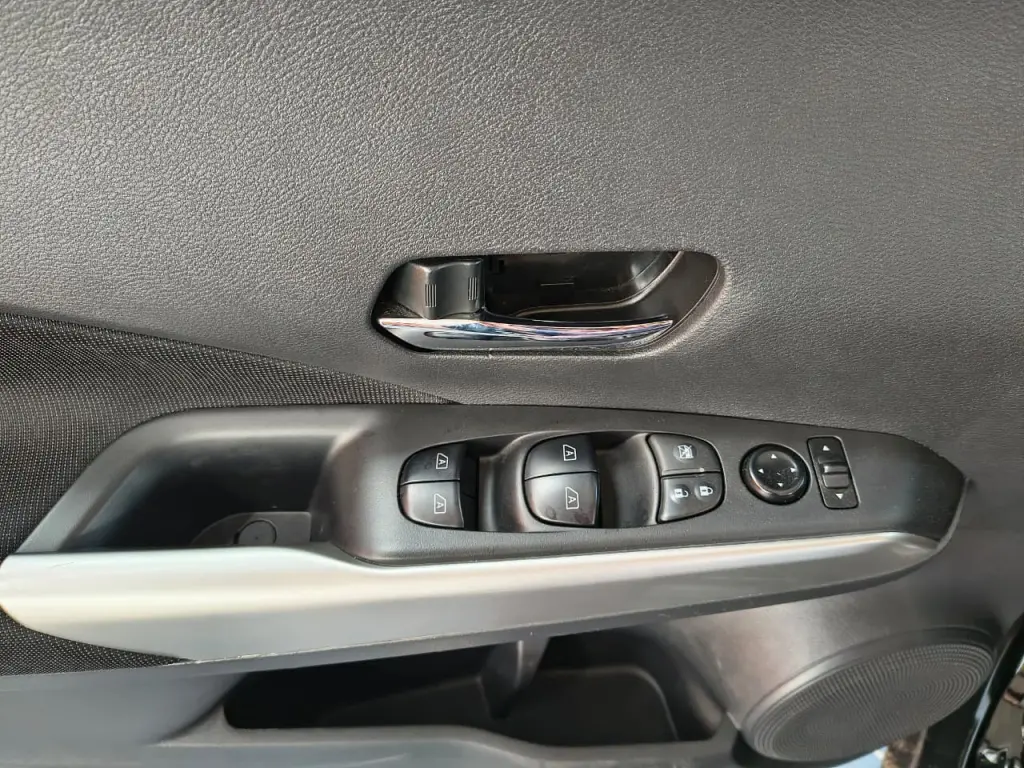 NISSAN Kicks - Foto