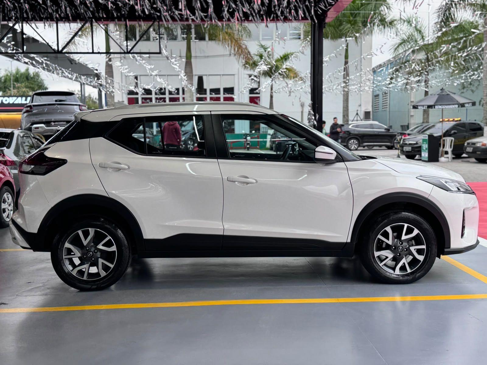 NISSAN Kicks - Foto