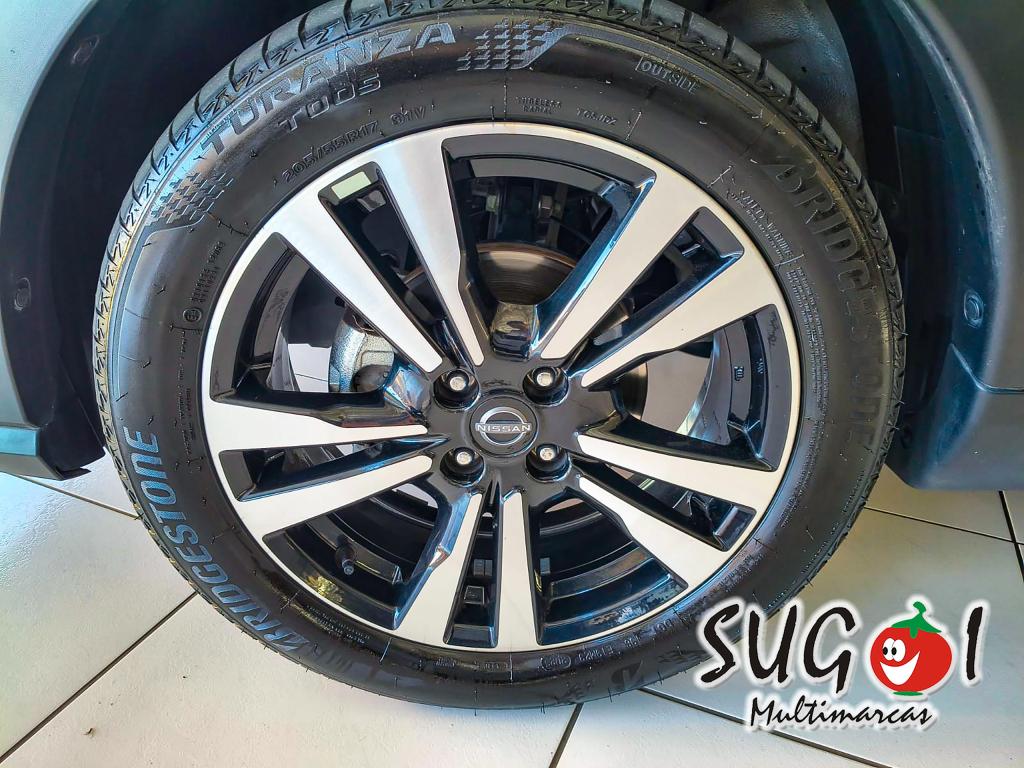 NISSAN Kicks Play - Foto