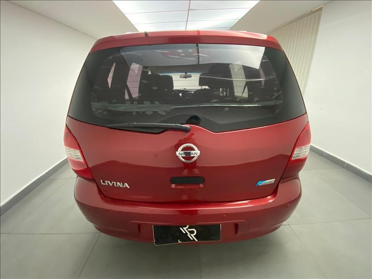 NISSAN Livina - Foto