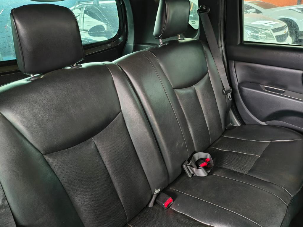 NISSAN Livina - Foto