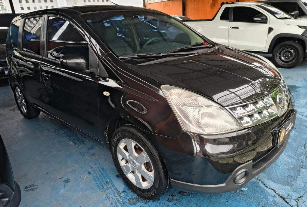 NISSAN Livina