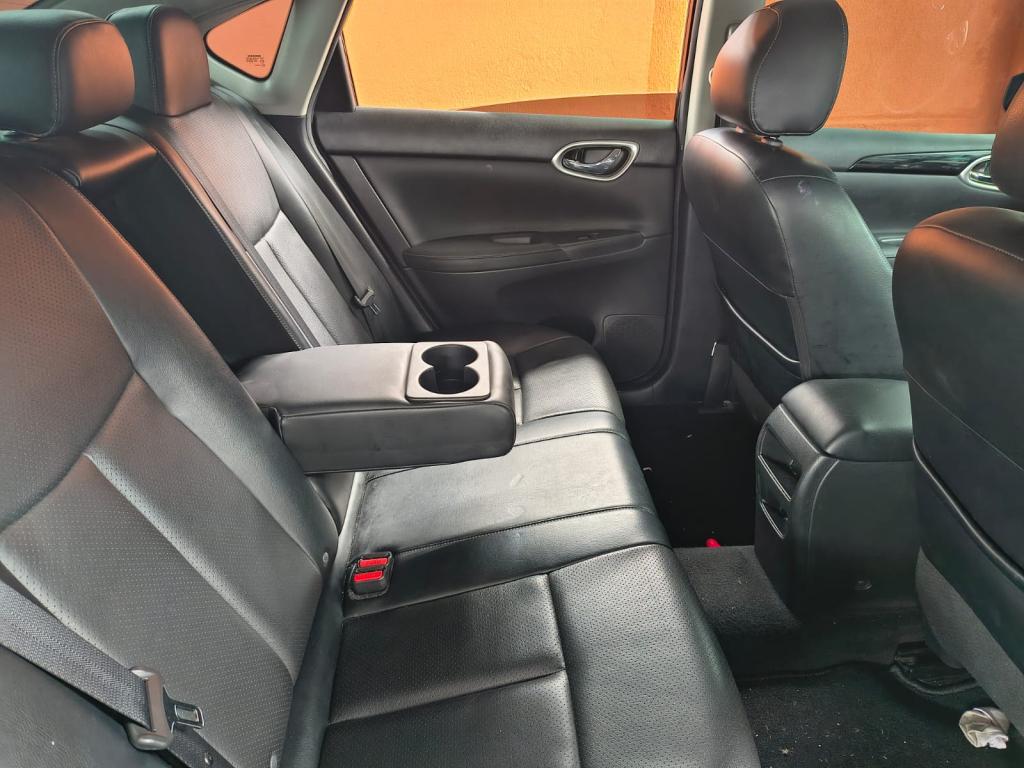 NISSAN Sentra - Foto