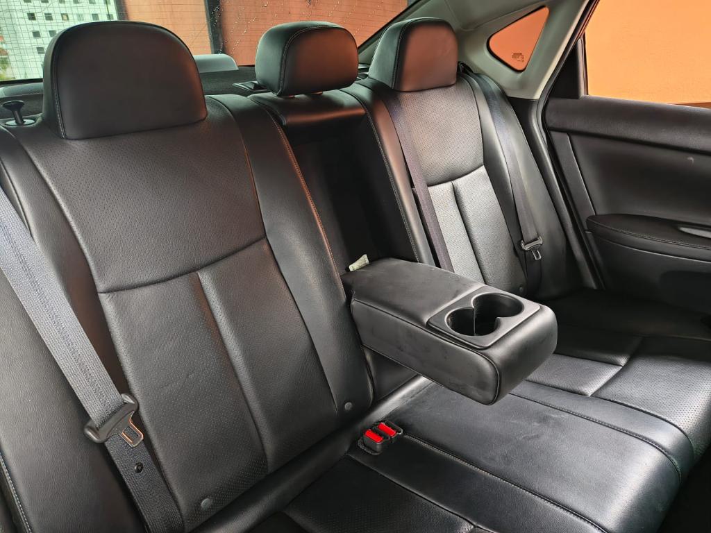 NISSAN Sentra - Foto