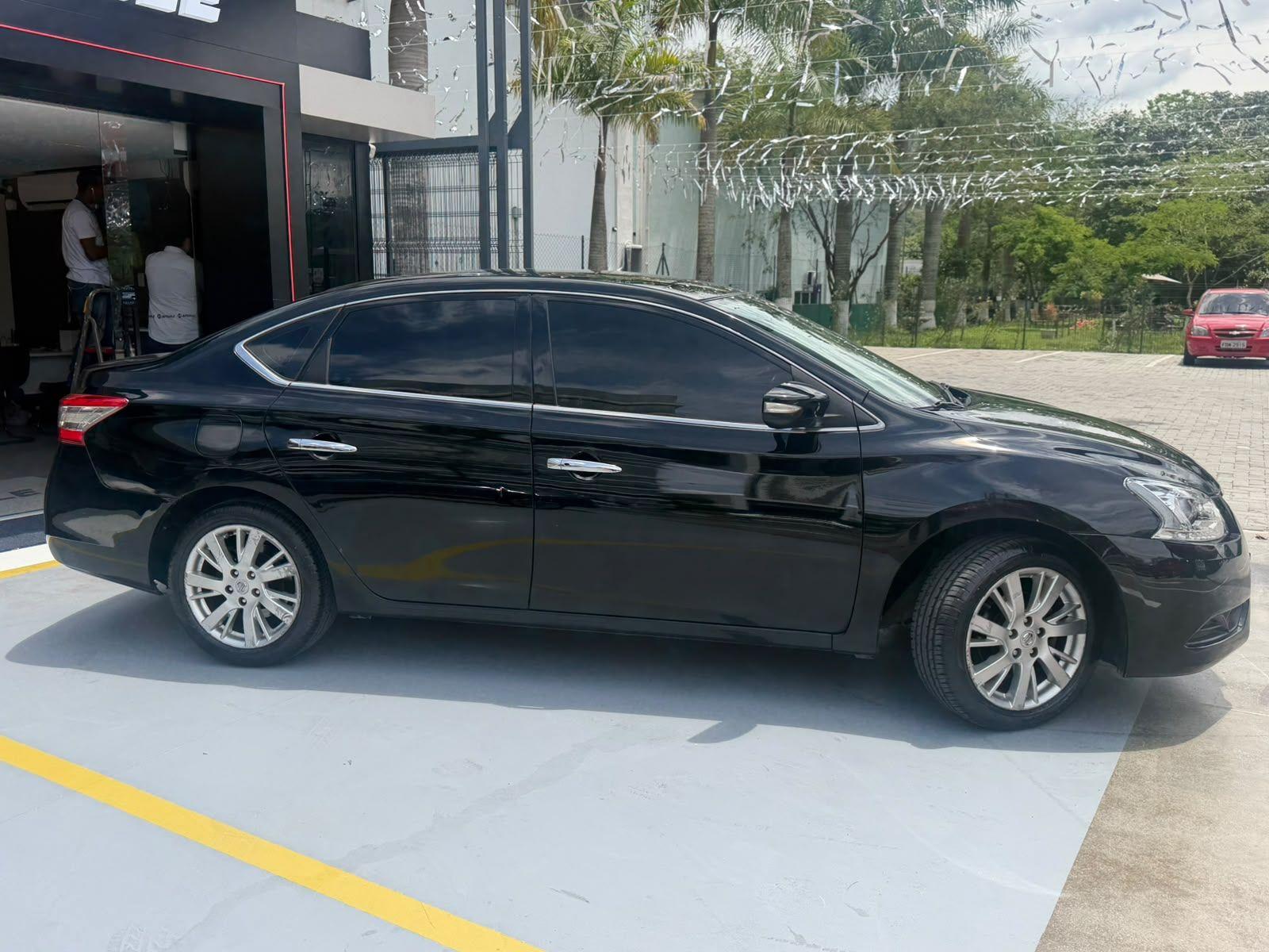 NISSAN Sentra - Foto