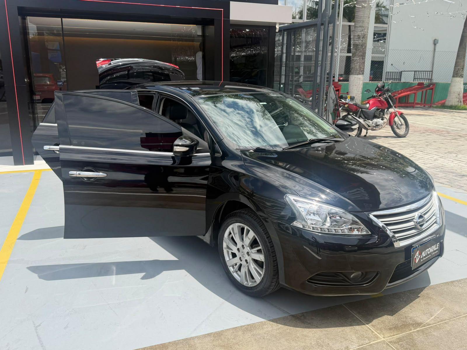 NISSAN Sentra - Foto