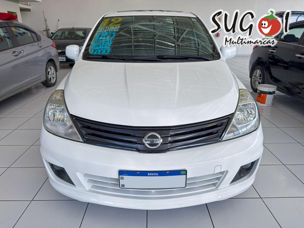 NISSAN Tiida Hatch - Foto