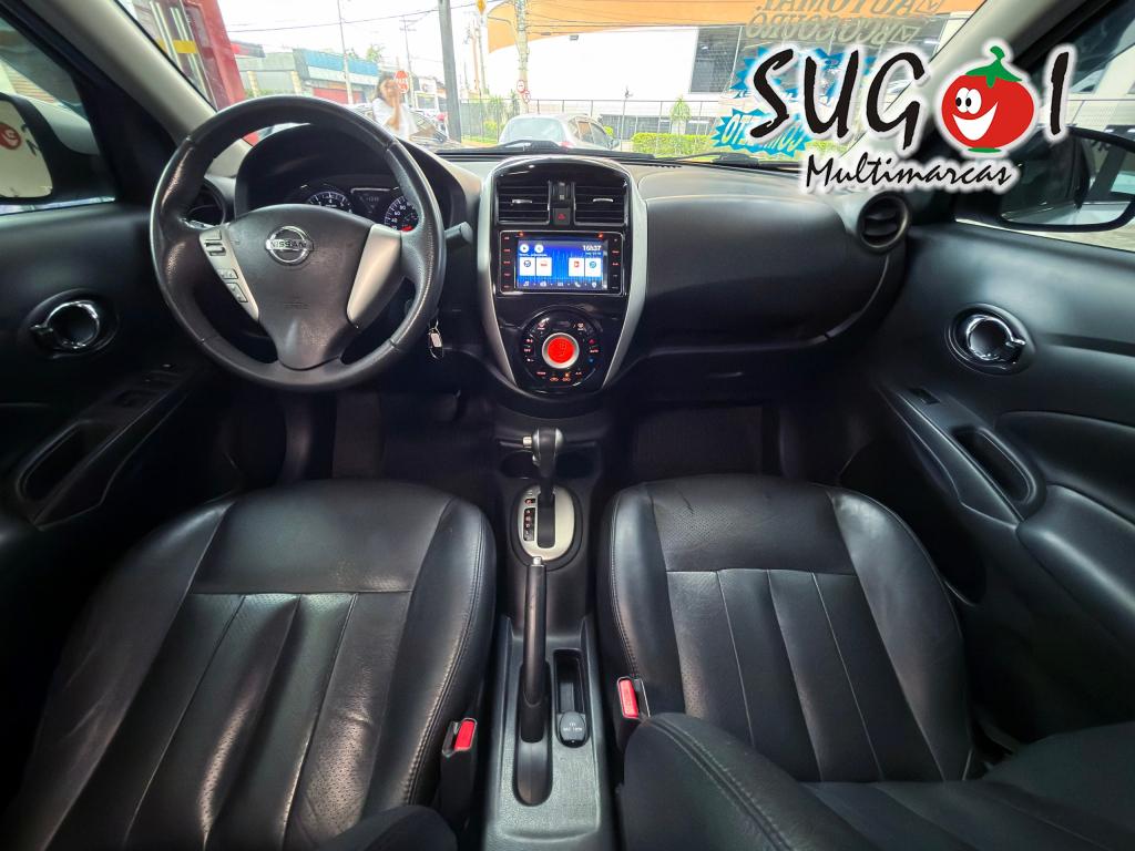 NISSAN Versa Sedan - Foto