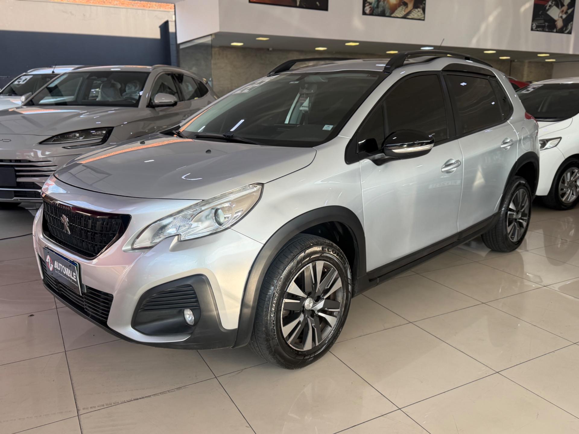 PEUGEOT 2008 - Foto