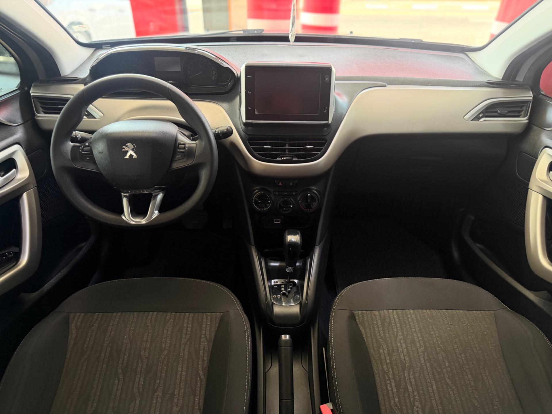 PEUGEOT 2008 - Foto