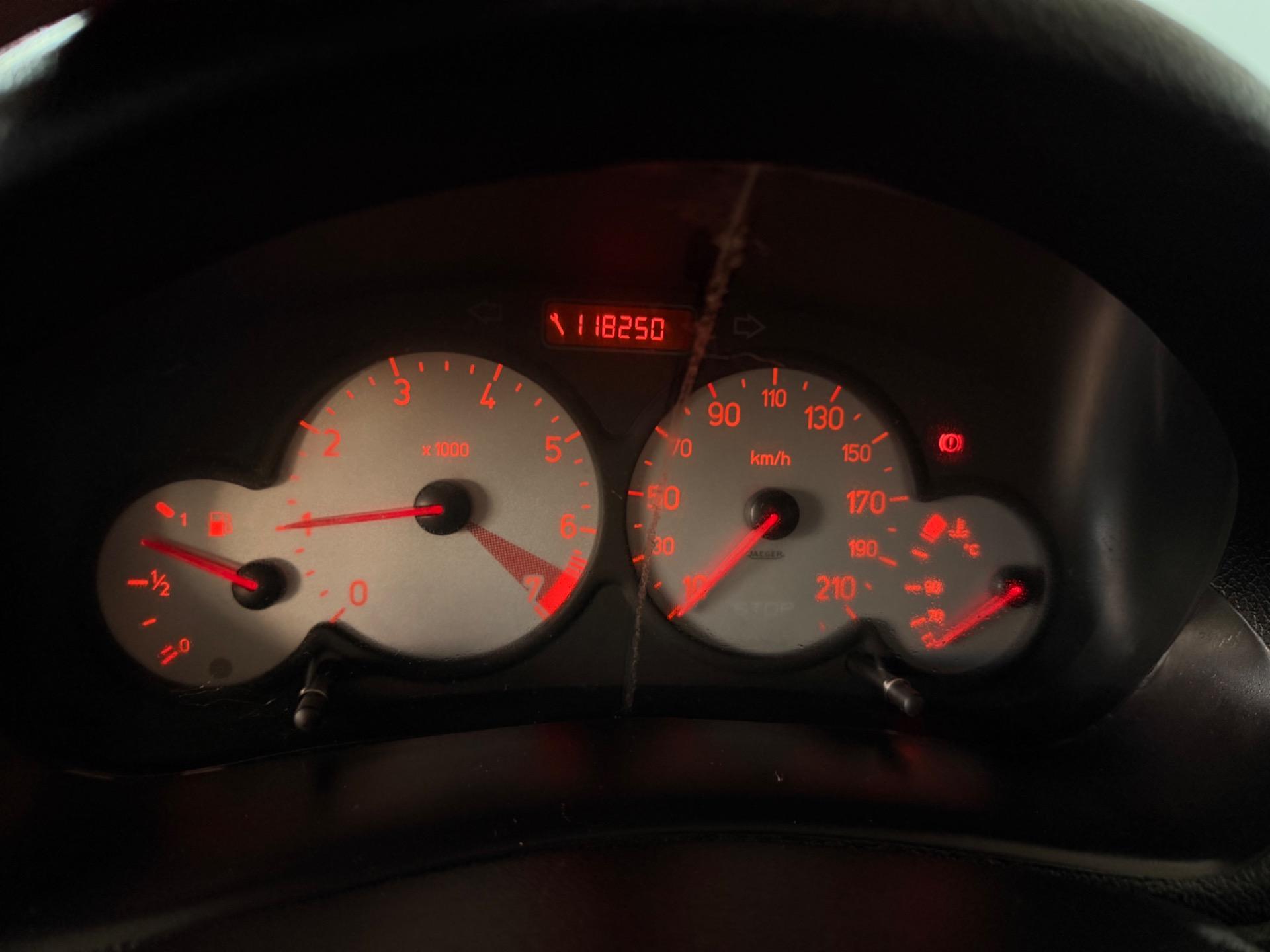 PEUGEOT 206 - Foto