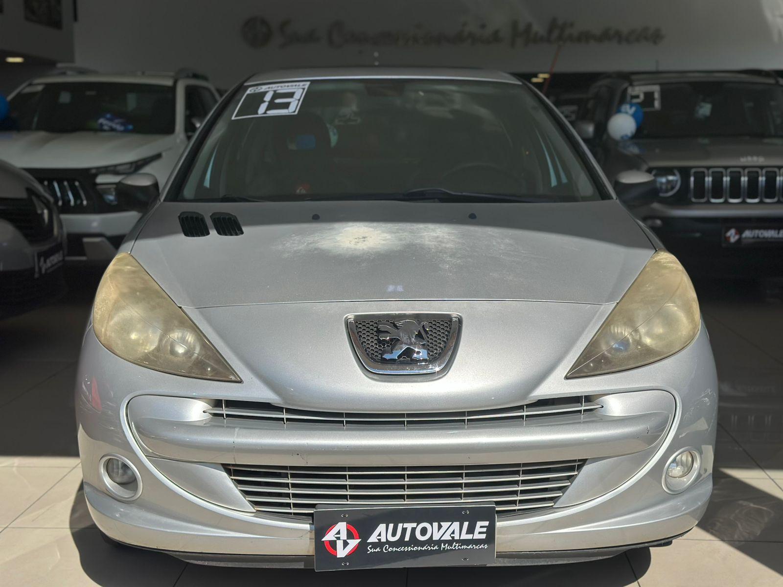 PEUGEOT 207 Hatch - Foto