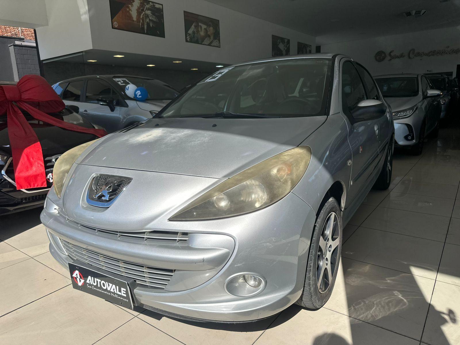 PEUGEOT 207 Hatch - Foto