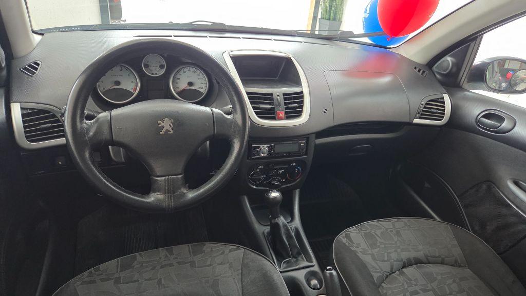 PEUGEOT 207 Hatch - Foto