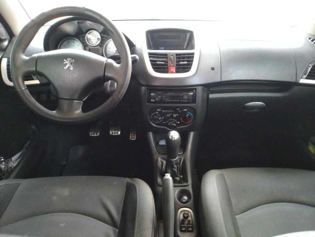 PEUGEOT 207 Hatch - Foto