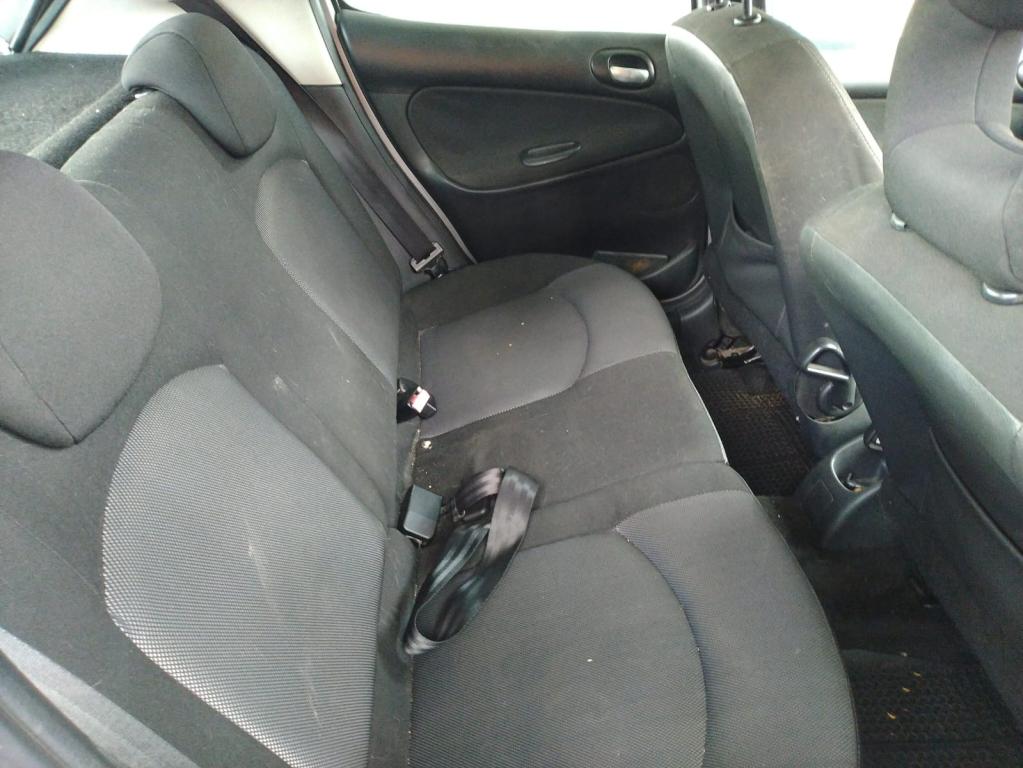 PEUGEOT 207 Hatch - Foto