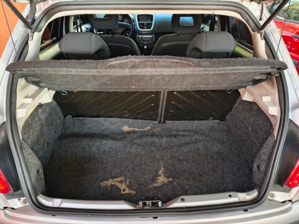 PEUGEOT 207 Hatch - Foto