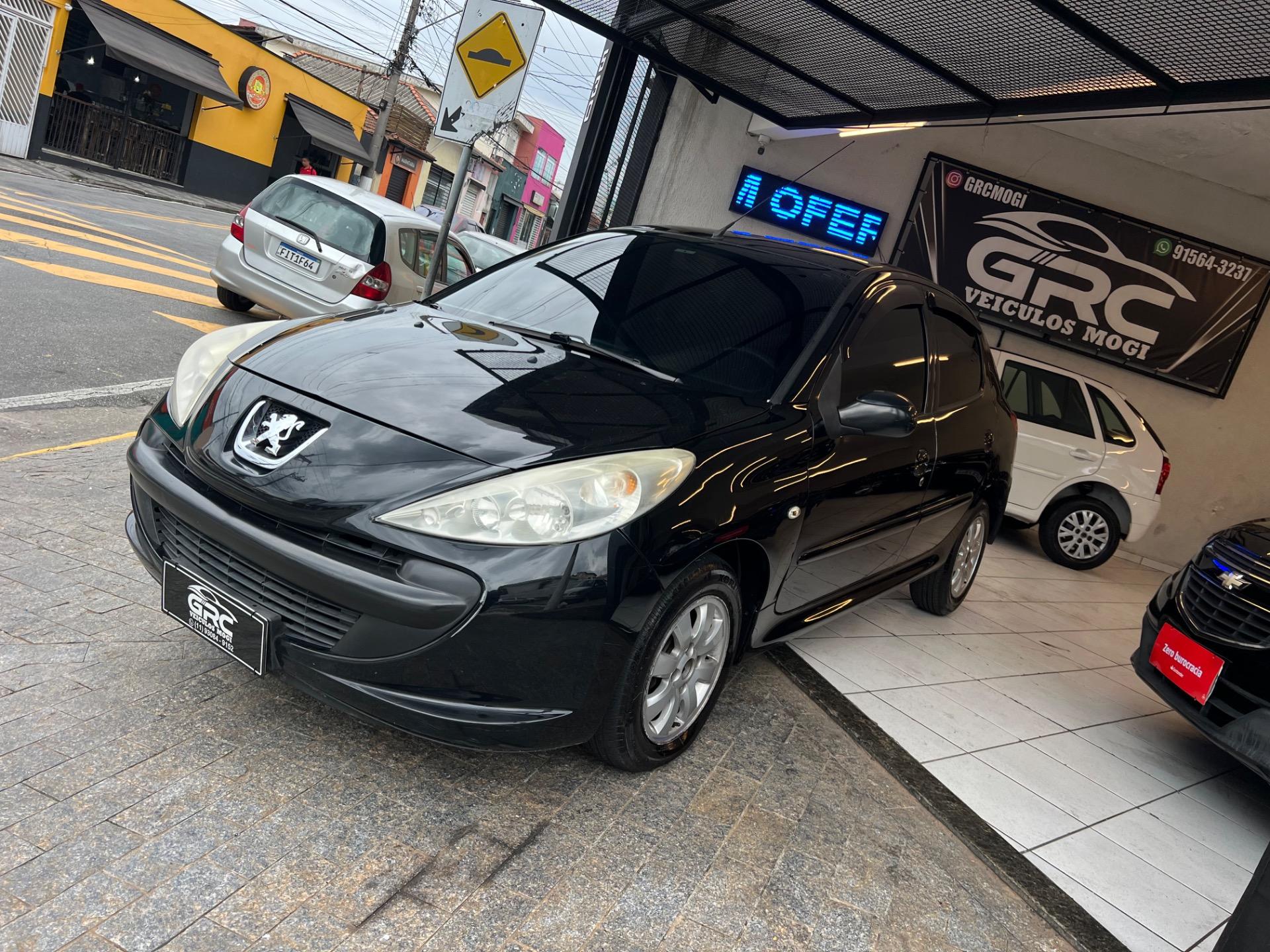 PEUGEOT 207 Hatch - Foto