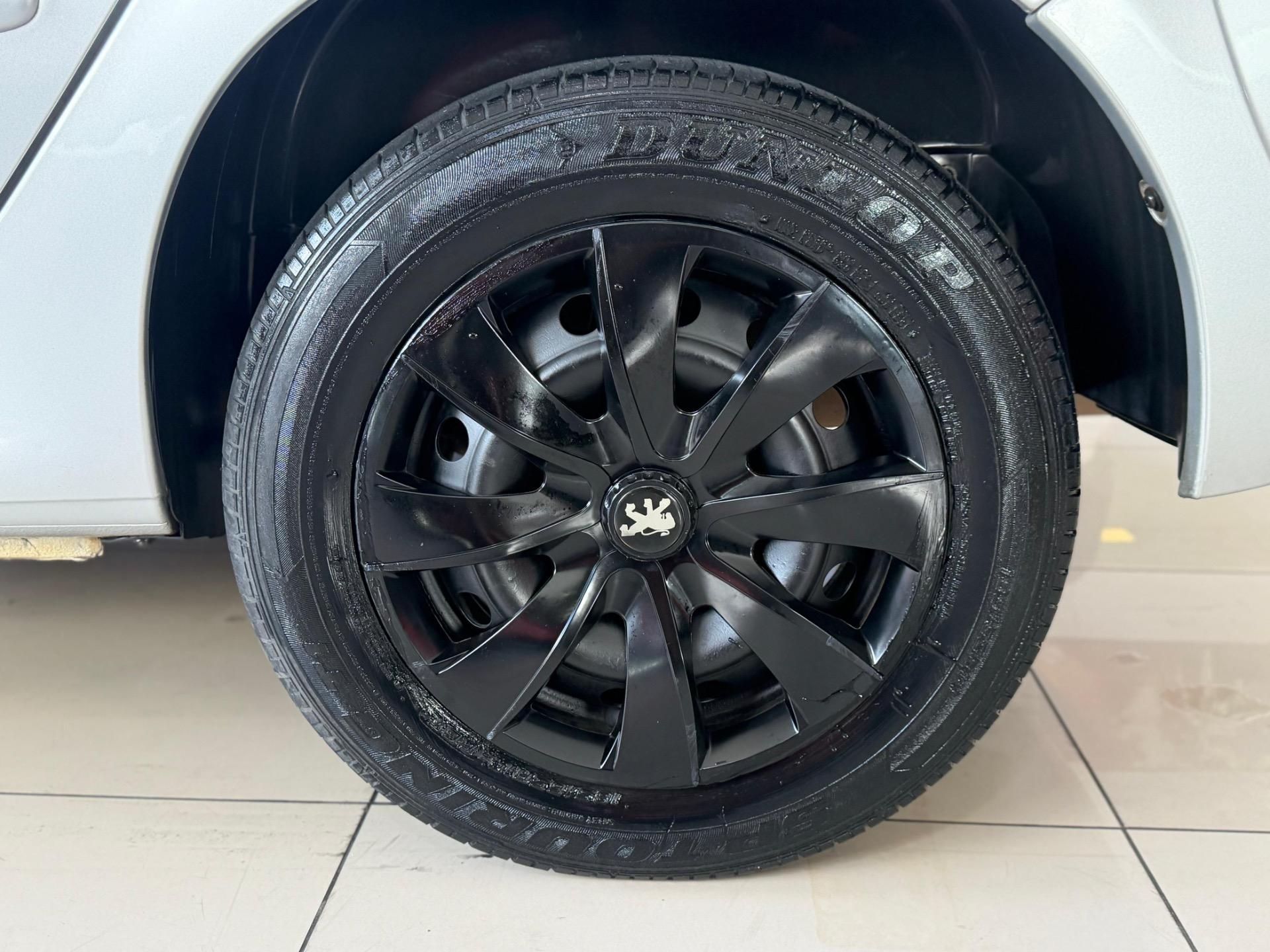 PEUGEOT 207 SW - Foto