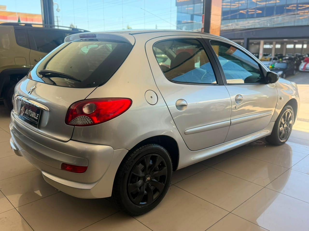 PEUGEOT 207 SW - Foto