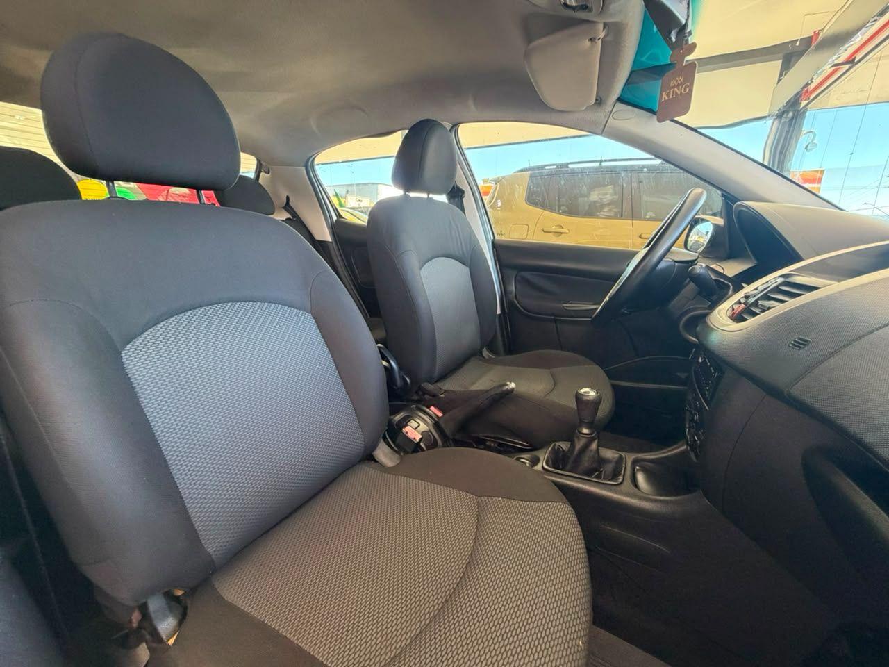 PEUGEOT 207 SW - Foto
