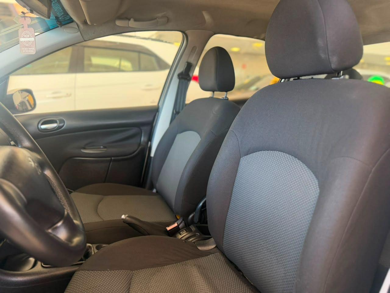 PEUGEOT 207 SW - Foto