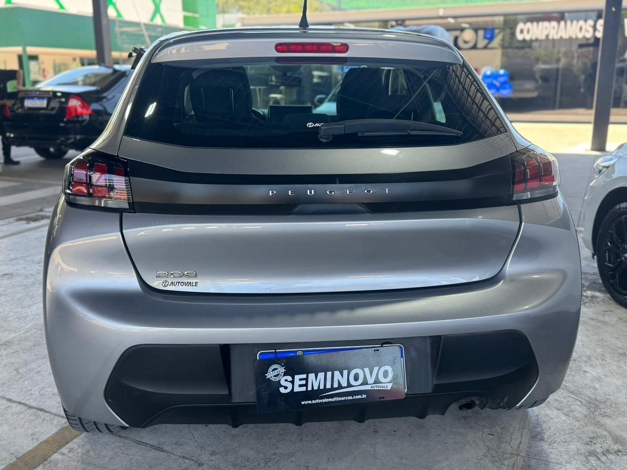 PEUGEOT 208 - Foto