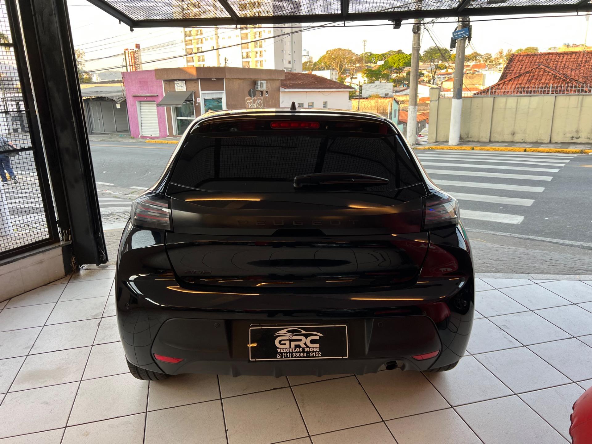 PEUGEOT 208 - Foto