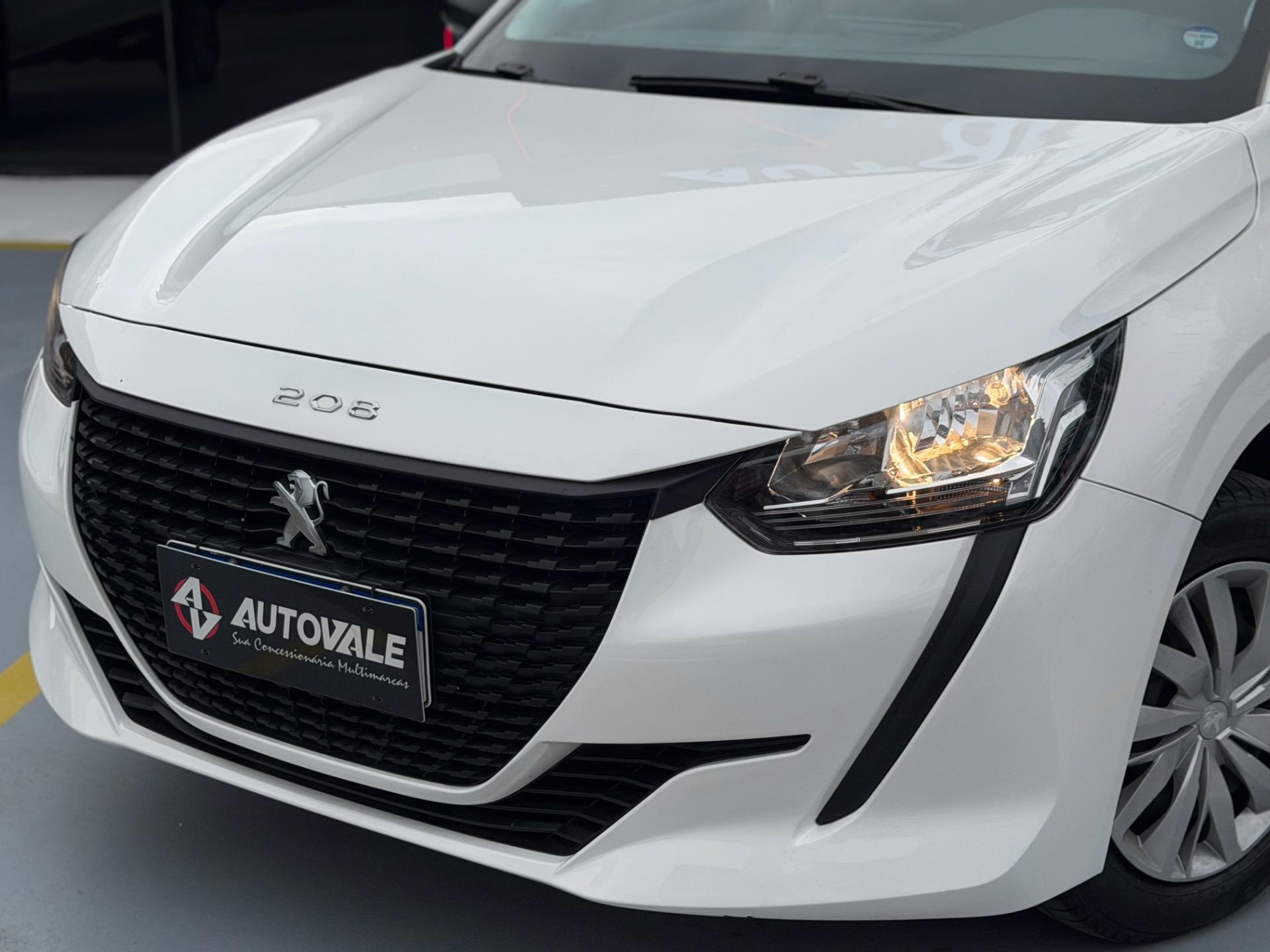 PEUGEOT 208 - Foto