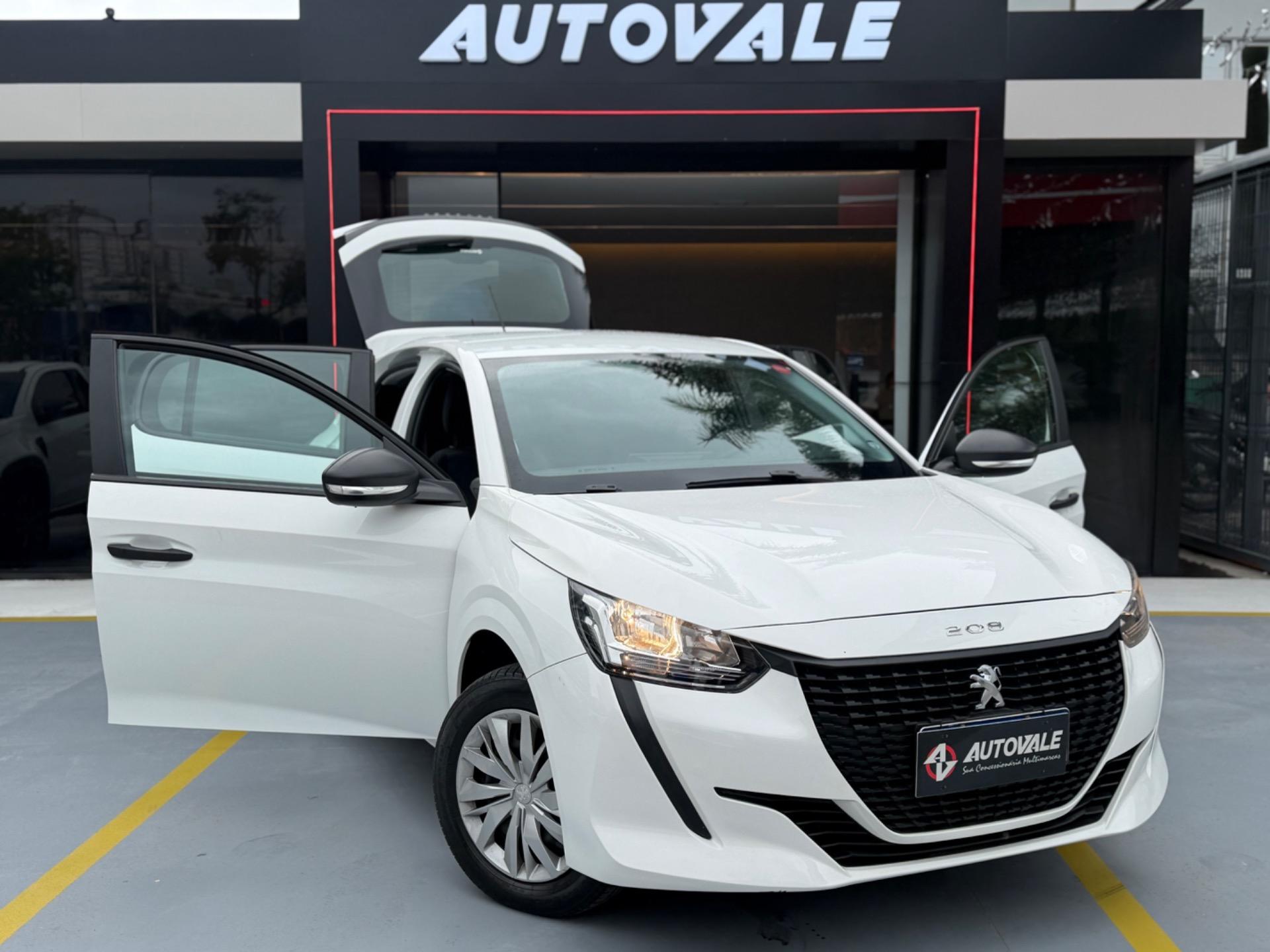 PEUGEOT 208 - Foto